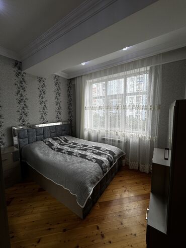 Yeni tikili: Həzi Aslanov qəs., 4 otaqlı, Yeni tikili, m. Həzi Aslanov, 130 kv. m -da lalafo.az — 8 Yeni tikili: Həzi Aslanov qəs., 4 otaqlı, Yeni tikili, m. Həzi Aslanov, 130 kv. m — 8