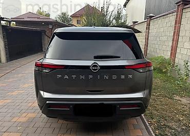задние аммортизаторы на мицубиси кольт: Nissan Pathfinder: 2022 г., Кроссовер — 3