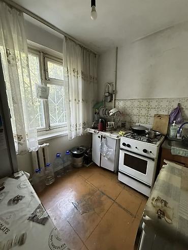 104 серия: 2 комнаты, 44 м², 8 мкр 104 серия, 2 этаж, Старый ремонт — 3