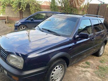 машины гольф: Volkswagen Golf: 1995 г., 2 л, Механика, Бензин, Универсал