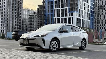 Toyota: Toyota Prius: 2019 г., 1.8 л, Автомат, Гибрид — 9
