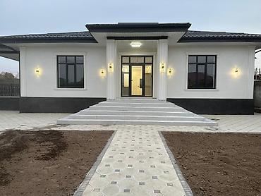 Sale of cottages and houses: Продается частный дом район: Ак ордо1 Ахунбаева/Каркыра + — 1