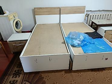 Мебель: Двухъярусная кровать с матрасом, стиральная машина LG и холодильник — 10