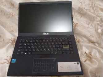 Digər: Kaputer təzədir qızıma alınıb pulla təcili ehtiyacım var 350 Azn