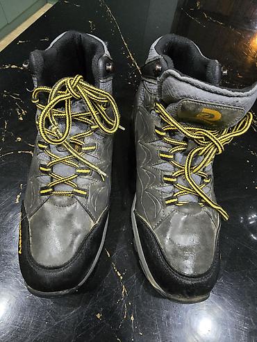 Botinkalar: - Ölçü: 39 razmer (hər qiymətə) - Brend/model: ABC Shield (qutusu — 6