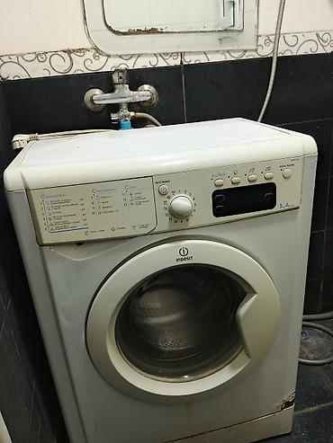 Бытовая техника: Paltaryuyan masin işlenmiş .Indesit önyükləməli paltaryuyan maşın - — 2