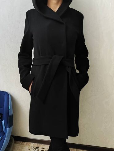 черный пальто: Пальто, По колено, S (EU 36), M (EU 38), L (EU 40)