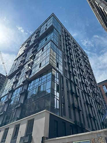 centr park: 3 комнаты, 104 м², Асанбай мкр 9 этаж, Дизайнерский ремонт — 1