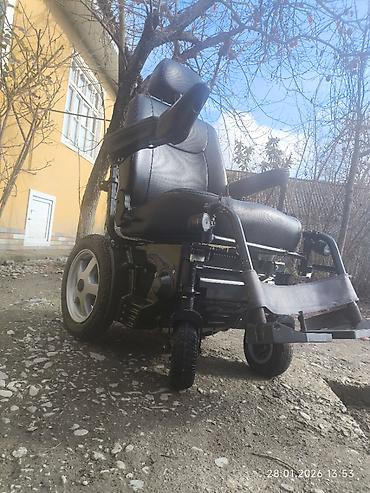 Digər tibbi məhsullar: Elektron motorlu əlil arabası Araba ilk özümdə olub. Akmulyatoru — 10