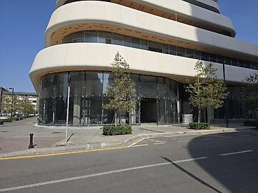col reklami: İcarəyə verilir obyekt 1 444 m², Şah İsmayıl Xətai m. 50 000 AZN/ay 1 — 2