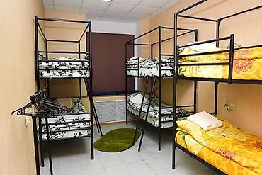 сдаю веремянка: 🏠 ХОСТЕЛ • КОЙКО-МЕСТА 📍 Район Пишпек — ул. Льва Толстого / — 1