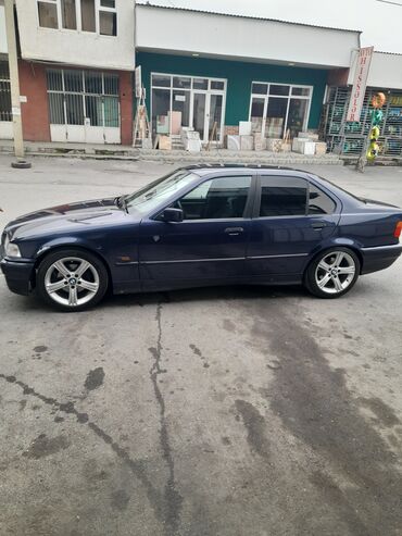 BMW: BMW 3 series: 2 l | 1994 il Sedan