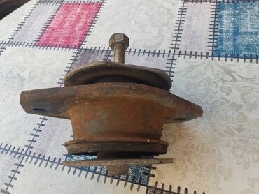 Auto delovi: Nosac motora desni Lada 110. Polovno, ocuvano. Ruske proizvodnje — 9