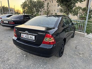gle 450: Toyota Corolla: 2002 г., 1.6 л, Механика, Бензин, Седан — 2