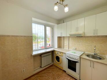 продажа квартир в бишкеке без посредников 2019: 1 комната, 31 м², Хрущевка, 2 этаж, Евроремонт