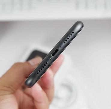 Apple iPhone: IPhone 11, 64 GB, Qara, Face ID — 7