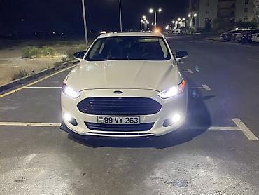 ford tekeri: Ford Fusion: 1.5 l | 2013 il 300000 km Sedan — 4