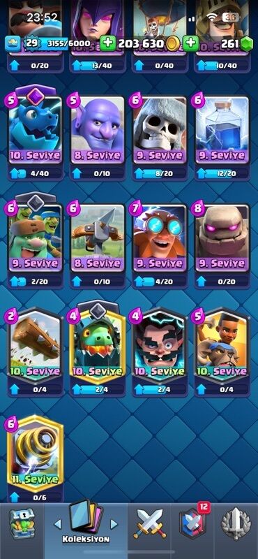 Digər oyun və konsollar: Clash Royale oyun hesabı. Hesabda müxtəlif səviyyələrdə olan 85 kart