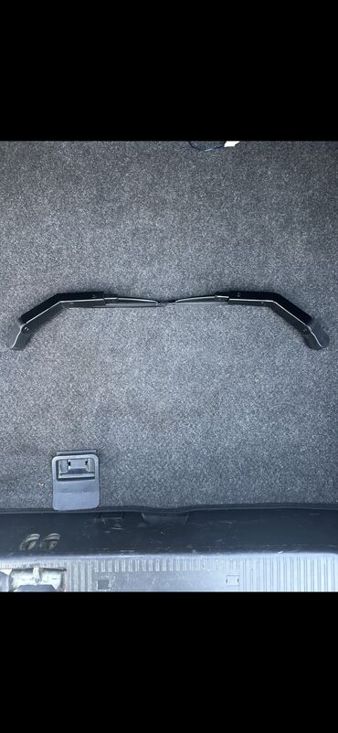 mercedes 4 fara: Çeşka yeşka şessot üçün dəmir fara şotkası plasmas deyil təzədir