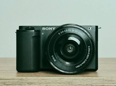 камера для видео: Sony Alpha ZV-E10 Камера с объективом sony 35mm f/1.8, дополнительно