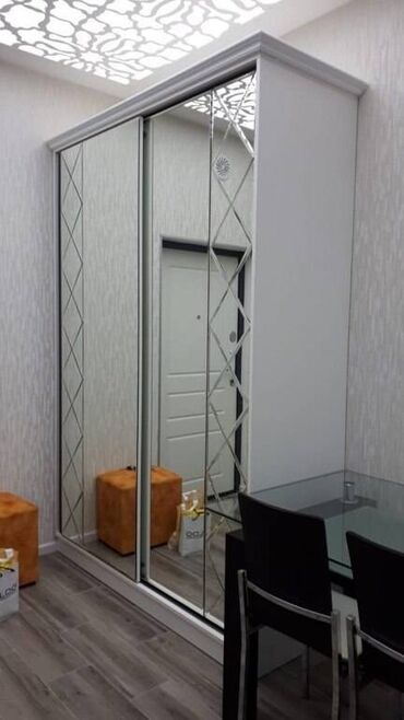 Uzunmüddətli kirayə mənzillər: Xalqlar metrosuna 100 metr məsafədə 
18/12 62 KV 2 LİFTİ var — 7