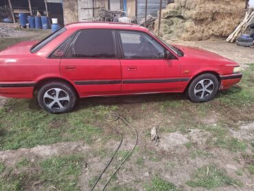 грузовой мазда: Mazda 626: 1990 г., 2 л, Механика, Бензин, Седан