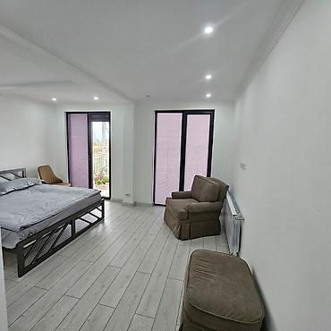 Долгосрочная аренда домов: 240 м², 6 комнат, Утепленный, Теплый пол, Видеонаблюдение — 48