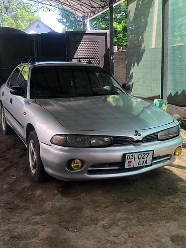 морнинг зеркало: Mitsubishi Galant: 1993 г., Седан — 2