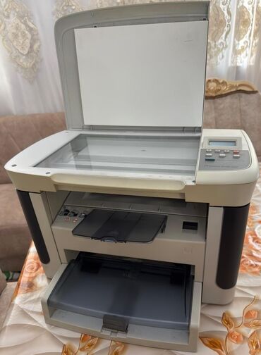 Masaüstü kompüterlər və iş stansiyaları: Hp printer. Yenidir heç bir problemi yoxdur Qiymət: 150 manat Ünvan