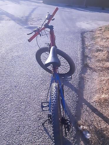24 velosipedler: Dağ velosipedi – 26" təkərli, hardtail karkaslı model Xüsusiyyətlər — 5