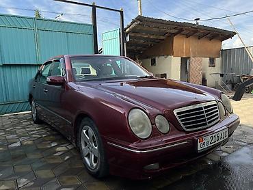 x class: Mercedes-Benz E-Class: 2001 г., 3.2 л, Автомат, Дизель, Седан — 2