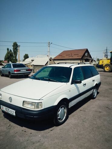 авто ка 5: Volkswagen Passat: 1990 г., 1.8 л, Механика, Бензин, Универсал