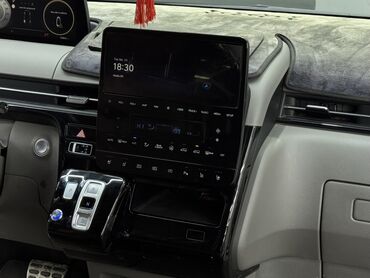 Hyundai: Hyundai Staria: 2023 г., 3.5 л, Автомат, Газ, Минивэн — 10