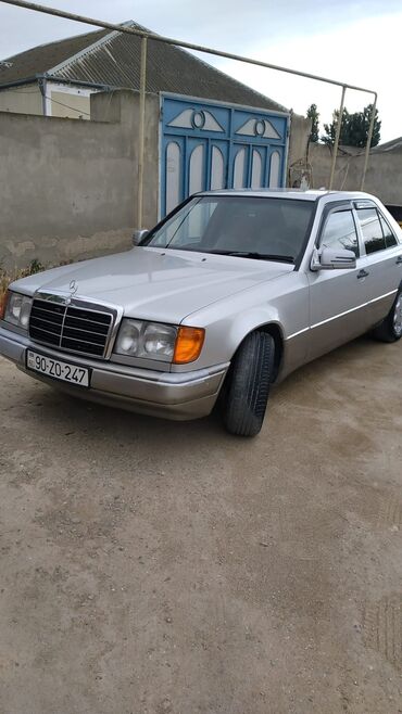 maşınlar mersedes: Mercedes-Benz E 230: 2.3 l | 1989 il Sedan