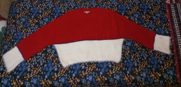 мохеровый свитер: Женский свитер