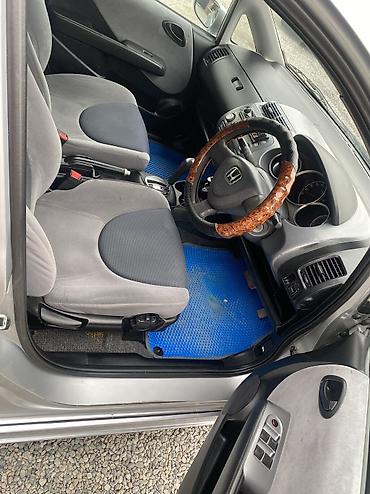 Honda: Honda Fit: 2003 г., 1.3 л, Вариатор, Бензин, Хэтчбэк — 6