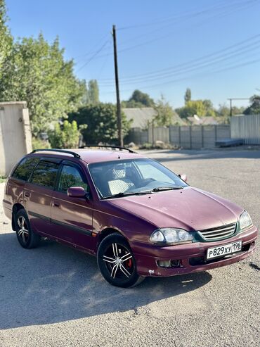срочно продаю машину бишкек: Toyota Avensis: 1999 г., 1.6 л, Механика, Бензин, Универсал