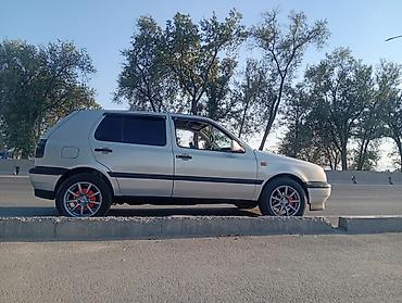 mazda 2004: Volkswagen Golf: 1993 г., 1.8 л, Механика, Бензин, Хэтчбэк — 2