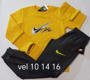 Komplet trenerke: Nike, 122-128, Unisex — 6