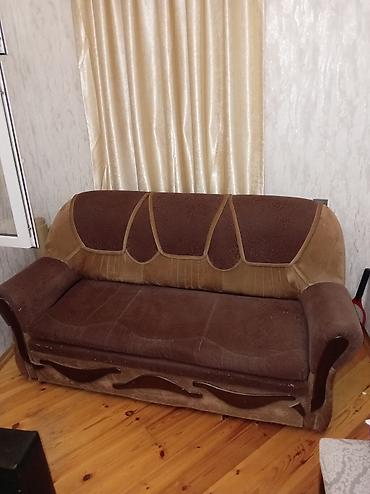 Divanlar: Çəkilişdəki divan – açılıb-yığılabilən model. Xüsusiyyətlər: - — 4