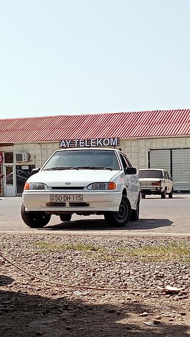 фольксваген пассат 1: VAZ 2115 Samara – ağ rəngli, 4 qapılı sedan. Texniki xüsusiyyətlər: - — 1