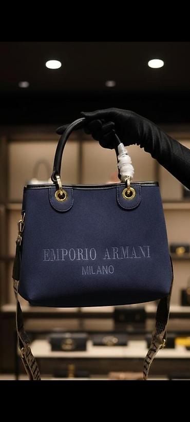 Emporio Armani Milano qadın çantası - Model: Top-handle tote -