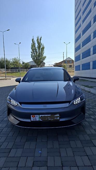 BYD: BYD Qin: 2023 г., Автомат, Электромобиль, Седан — 2