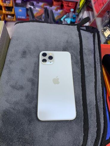 Apple iPhone: IPhone 11 Pro, Б/у, 64 ГБ, Белый, Защитное стекло, 78 %