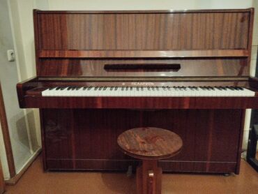 Флейты: Belarus upright piano (СССР istehsalı) Xüsusiyyətlər: - Akustik