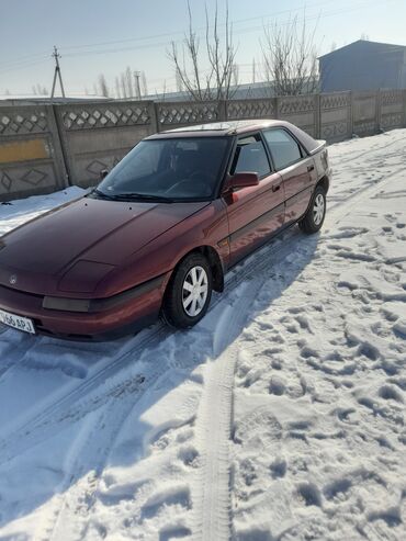 Mazda: Mazda 323: 1993 г., 1.6 л, Механика, Бензин, Хэтчбэк