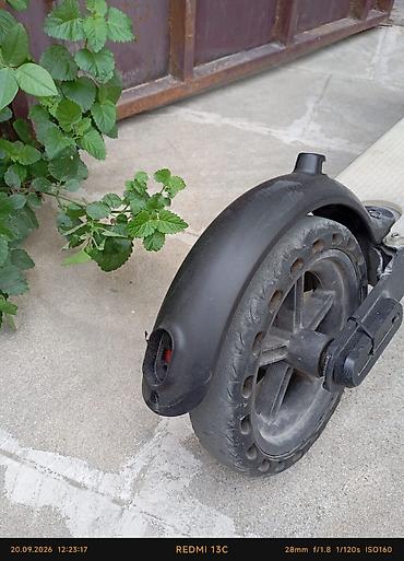 elektro velosiped arenda: İşlənmiş Elektrik samokat 8", 251 - 350 Vt, 26 - 35 km/s, Ünvandan götürmə — 5