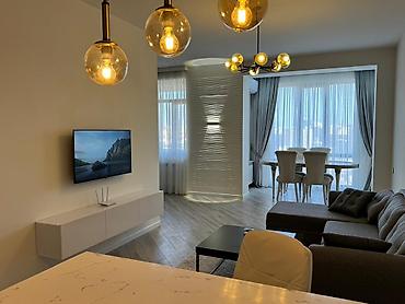 Uzunmüddətli kirayə mənzillər: 28 May Ⓜ️ Armonia Rezisens 🌇 17/15 2 rooms Panoramik Mənzərə ✅ — 2