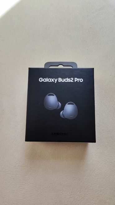 ses sistemi: Galaxy Buds2 Pro. Dubaydan 2 ədəd almışdım, birini istifadə