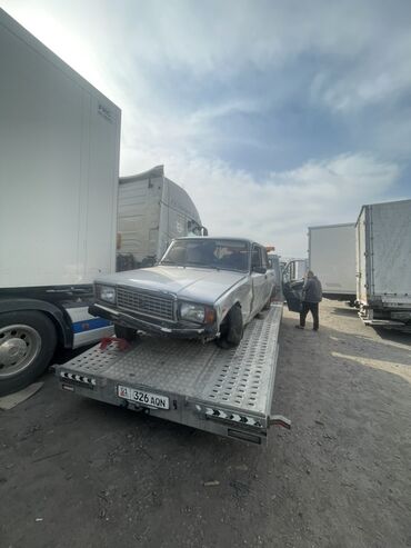 семёрка кузов: Продается автомобиль ВАЗ-2107 серебристого цвета. Автомобиль имеет